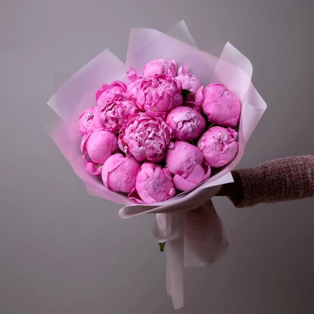 Mono bouquet of peonies